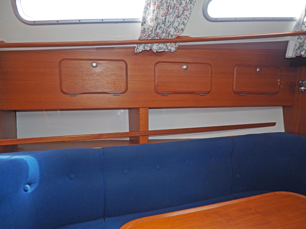 Salon, Accommodatie